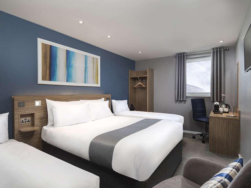 Travelodge London อีลลิง ห้อง รูปภาพ