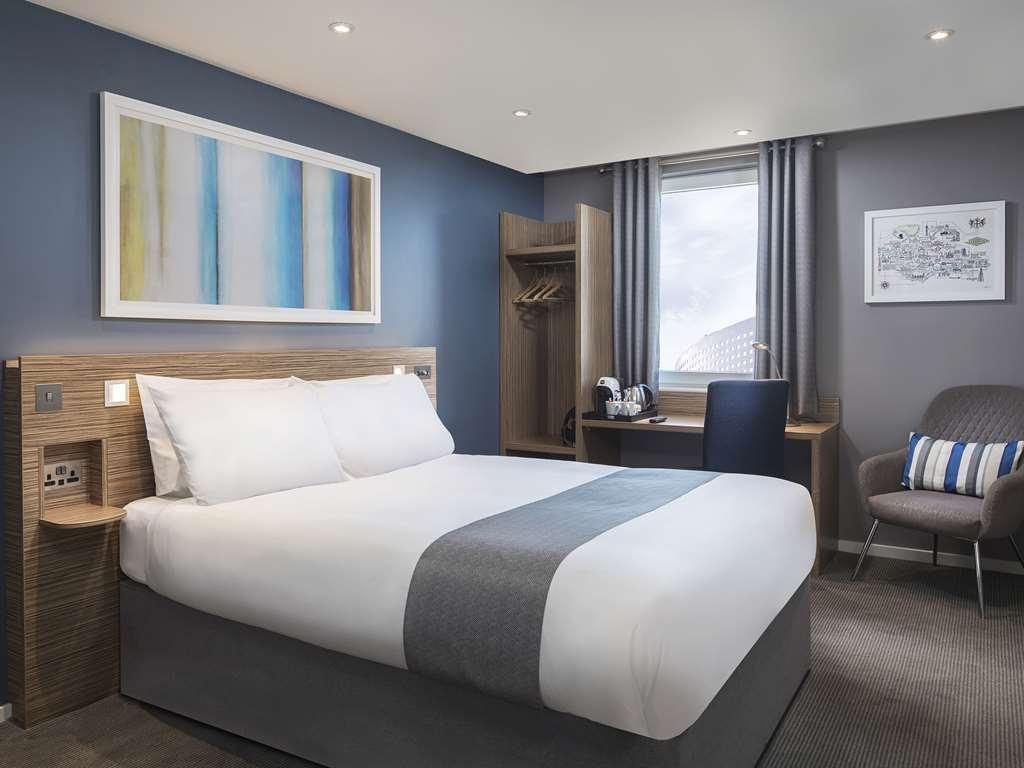 Travelodge London อีลลิง ห้อง รูปภาพ