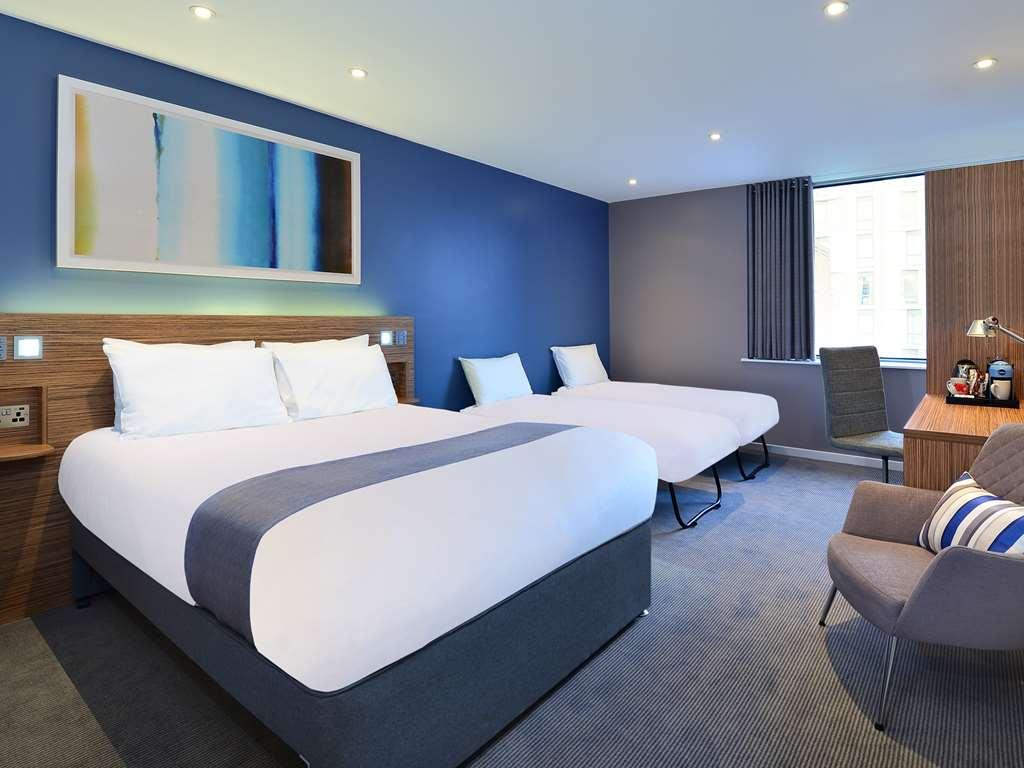 Travelodge London อีลลิง ห้อง รูปภาพ