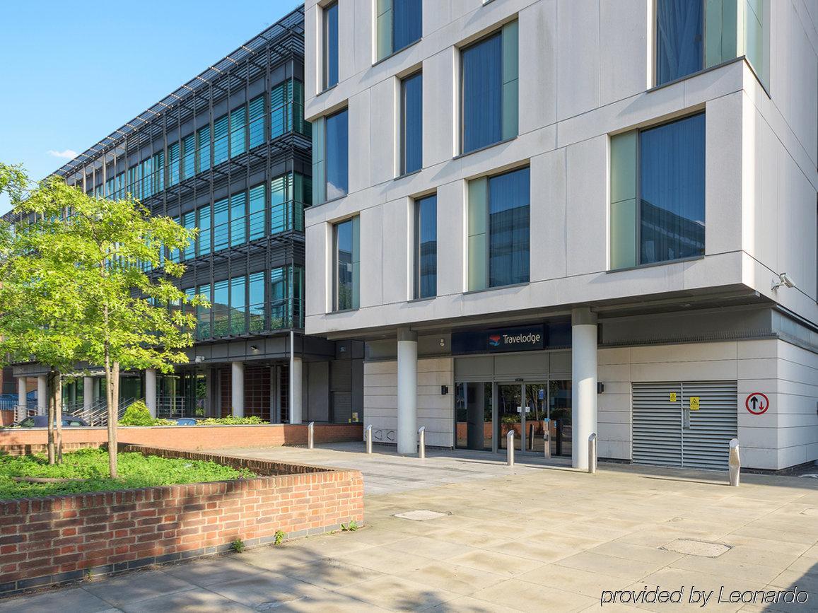 Travelodge London อีลลิง ภายนอก รูปภาพ