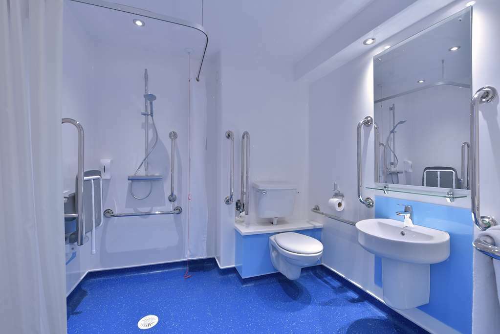 Travelodge London อีลลิง ห้อง รูปภาพ
